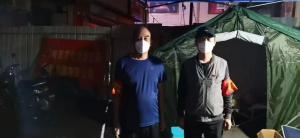 市文旅集團一線戰(zhàn)“疫”之：黨旗飄揚在門外，黨旗扎根在心里，53歲和35歲黨員成絕佳搭檔